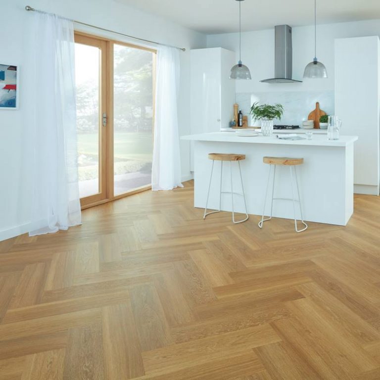 Panele winylowe Designflooring 55 Golden Brushed Oak - jodełka